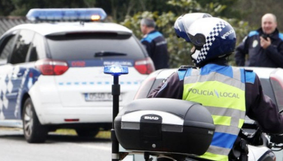 5507260d04 20150223 patxot policia local 013 2