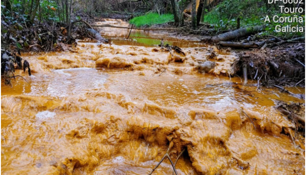 MINADETOUROAGUASCONTAMINADAS
