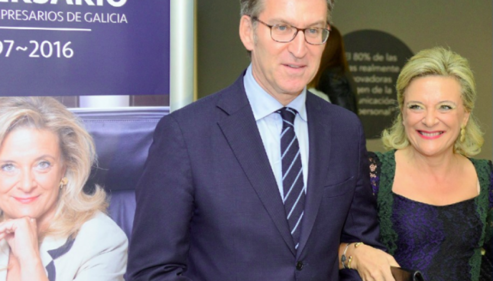 JosefinaFernndezdelbrazodeFeijoalrecibirunpremiodelaConfederacindeEmpresariosdeGalicia