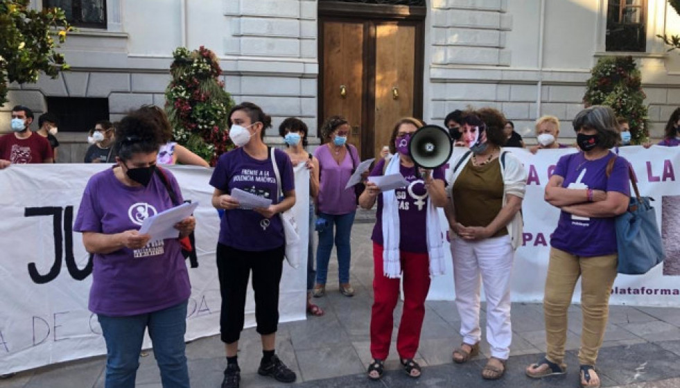 UnapasadamovilizacindePETRAafavordeJuanaRivasenunafotodesuFacebook