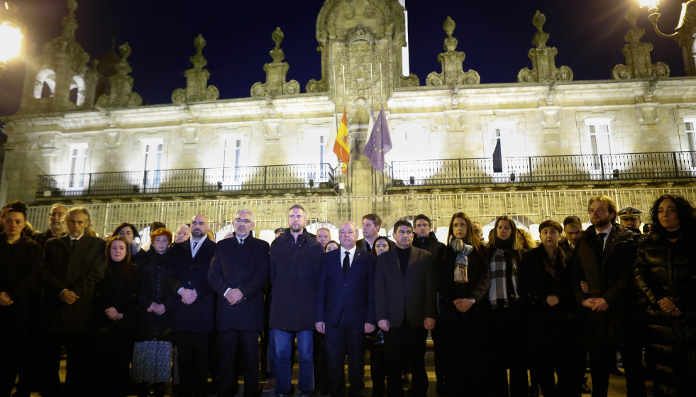 En la el Ayuntamiento, mesa de condolencias y minuto de silencio tras el repentino fallecimiento esta mañana de la alcaldesa de Lugo, Paula Alvarellos.