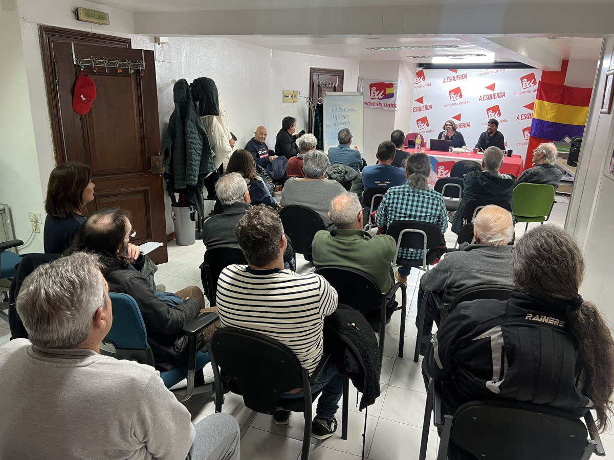 Asamblea de Esquerda Unida en Vigo este enero en una foto de su cuenta de Twitter