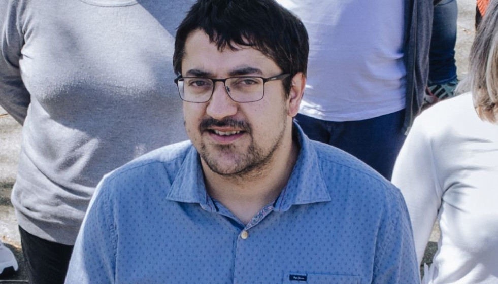 Antom Fente en una foto electoral de Por Chantada