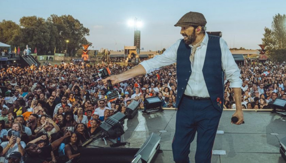 Juan Luis Guerra en un concierto en Amsterdam en una foto de su X