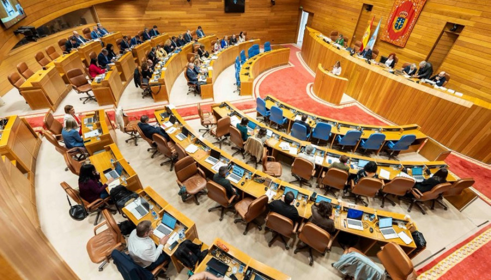 Archivo - Pleno del Parlamento de Galicia