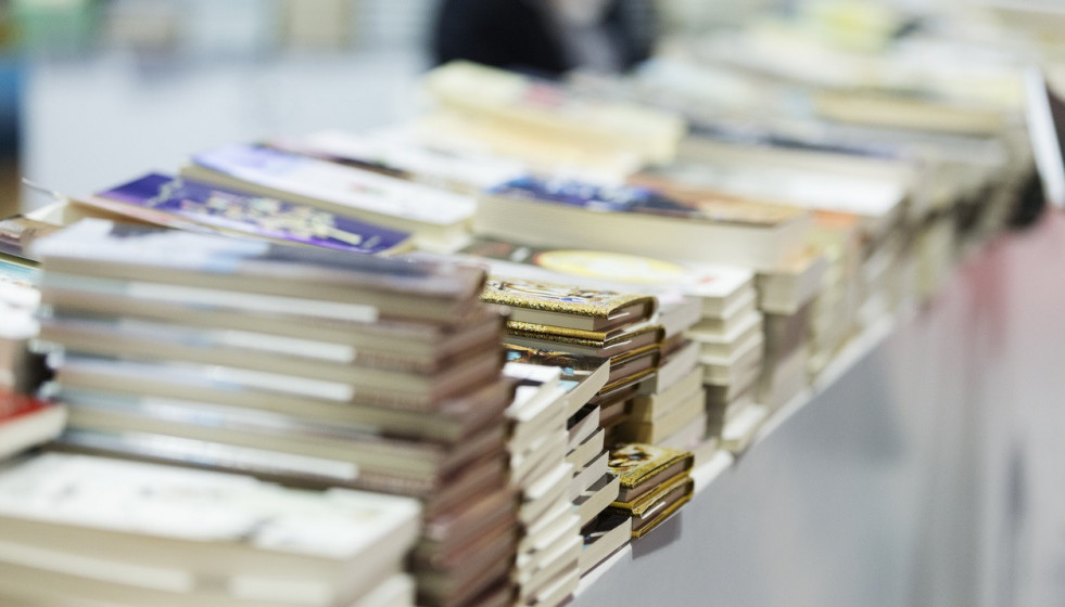 Archivo - El libro aporta la mejor cara de la recuperación del sector cultural gallego, pendiente de alcanzar al cine