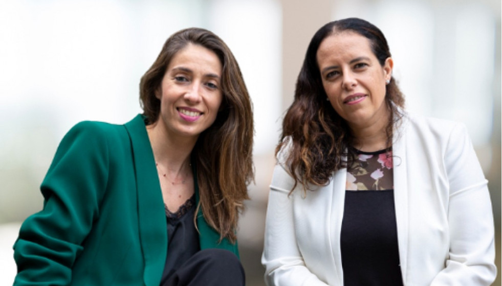 La abogada Estela Royo y su socia Carolina García