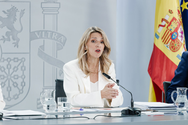 La vicepresidenta segunda y ministra de Trabajo y Economía Social, Yolanda Díaz, durante una rueda de prensa posterior a la reunión del Consejo de Ministros.