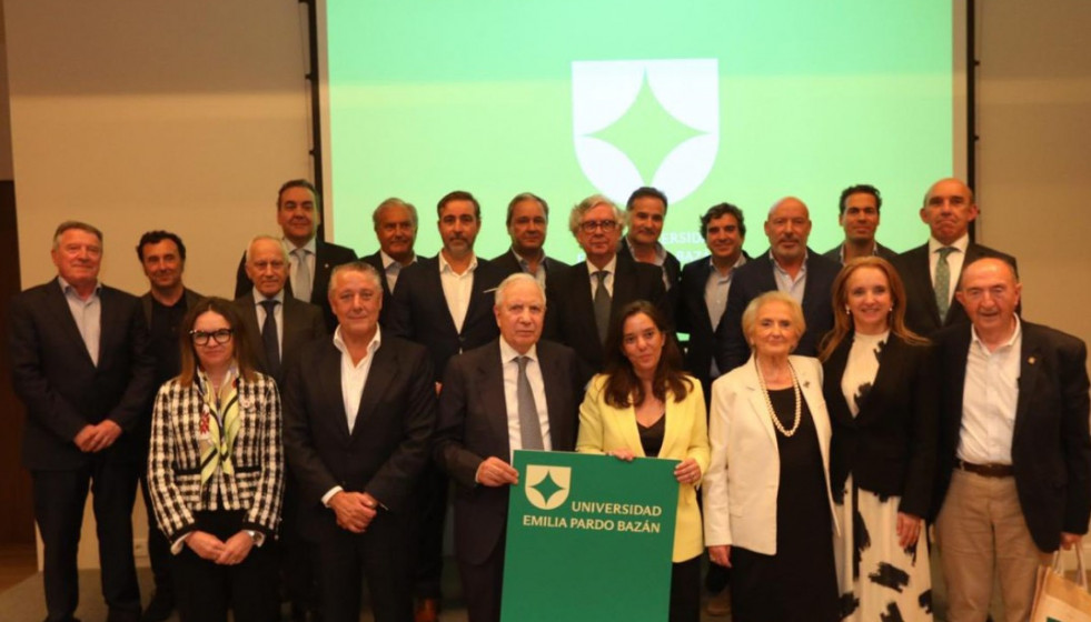 Presentación de CESUGA a la que acudió  Inés Rey