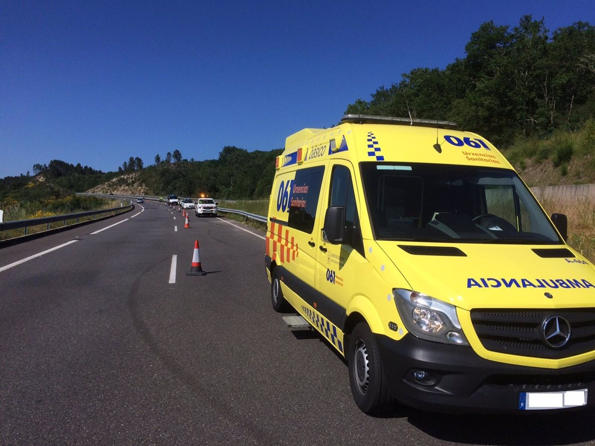 Ambulancia accidente tráfico