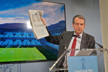 Archivo - El alcalde de Vigo, Abel Caballero, en la rueda de prensa en la que denunció la exclusión de la ciudad como sede para el Mundial de fútbol de 2030.