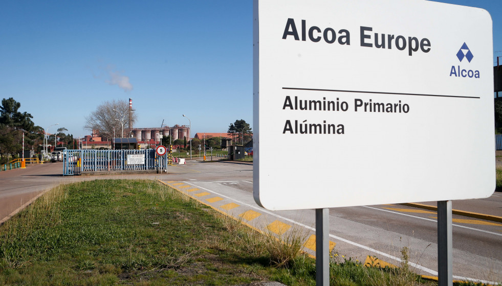 Archivo - La fábrica de Alcoa, a 24 de enero de 2024, en San Cibrao, Lugo, Galicia (España). Alcoa solicitó el pasado 22 de enero a los trabajadores de la fábrica de San Cibrao y al comité de emp