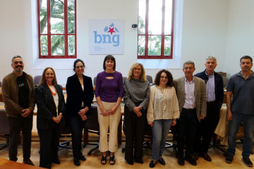 La portavoz nacional del BNG, Ana Pontón, se reúne con representantes del sindicato Venia
