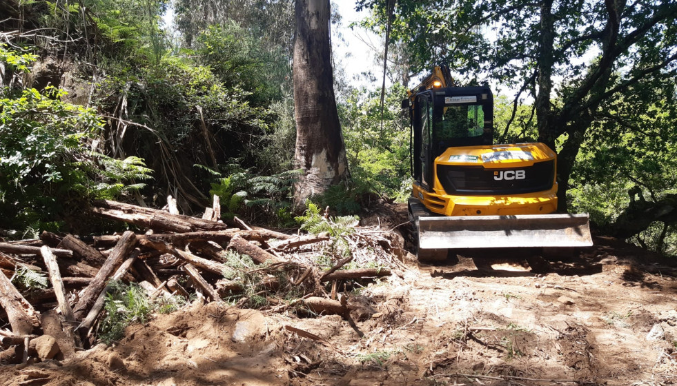 Obras para la senda al lado del Mosteiro de Conxo