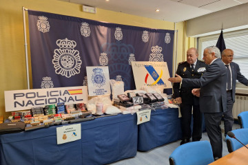 El delegado de Gobierno en Castilla y León, Nicanor Sen Vélez, y el Jefe Superior de Policia, Juan Carlos Hernández Muñoz.