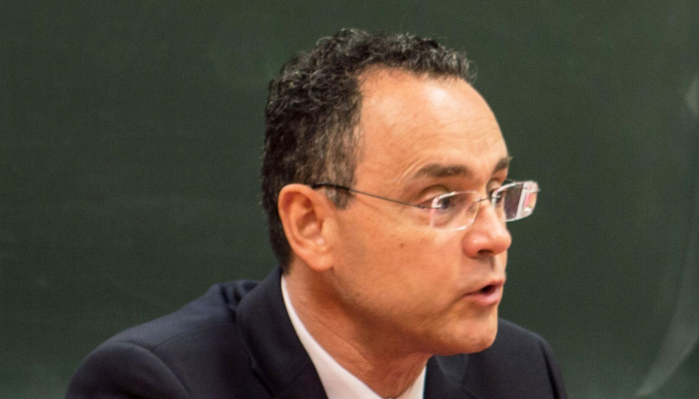 Pedro Baños en un curso de la UC