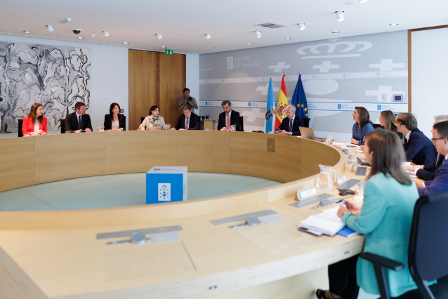 O titular do Executivo galego, Alfonso Rueda, preside a reunión do Consello da Xunta. Sala do Consello, 09/06/25.