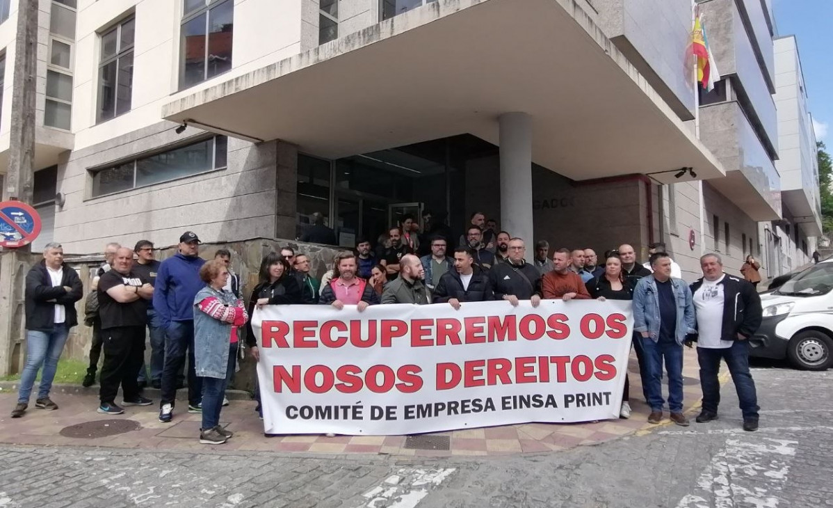 Concentración de los trabajadores de Einsa Print.