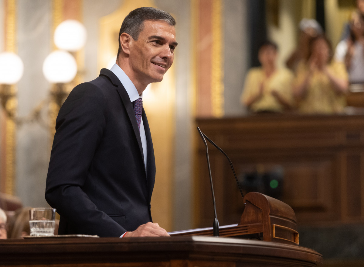 El presidente del Gobierno, Pedro Sánchez, interviene durante un pleno extraordinario, en el Congreso de los Diputados, a 9 de julio de 2025, en Madrid (España). Sánchez comparece en un pleno extra