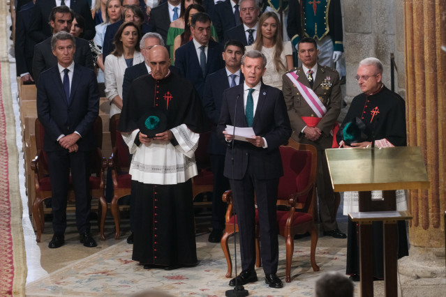 El presidente de la Xunta, Alfonso Rueda, ejerce de delegado regio en la Ofrenda al Apóstol Santiago