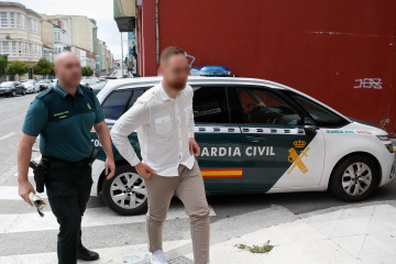 El concejal del PSOE de Cospeito (Lugo), Daniel Irimia, pasa a estar bajo la autoridad de un juez tras ser detenido por un presunto delito de violencia de género, a 28 de julio de 2025, en Lugo, Gali