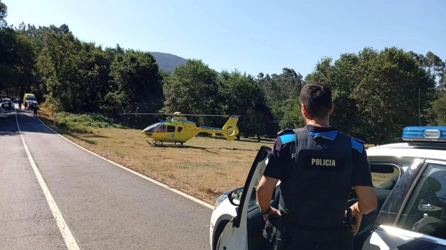 Efectivos de emergencias en el operativo, en Cuntis (Pontevedra).