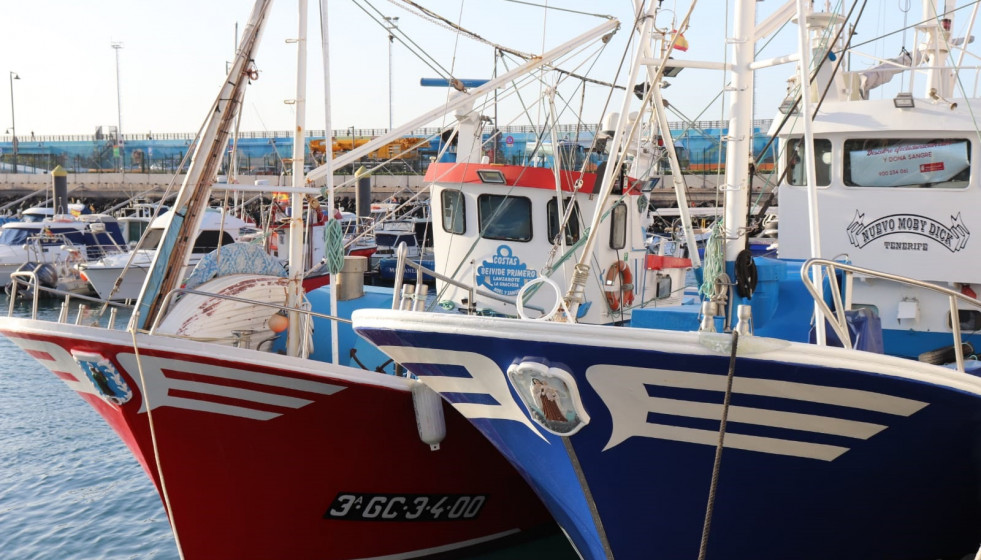 Barco pesquero, pesca en Canarias