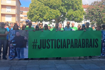 Concentración ante los juzgados de Tui (Pontevedra)  para rechazar la puesta en libertad del conductor que arrolló al motorista Brais Otero en O Rosal, causándole la muerte, y abandonando el lugar