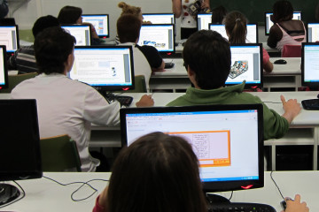 Archivo - Estudiantes, Aulas, Ordenadores