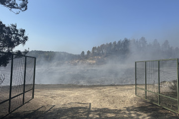 VERTEDERO A RÚA DE VALDEORRAS 23 DE AGOSTO 4 (FOTO CEDIDA)