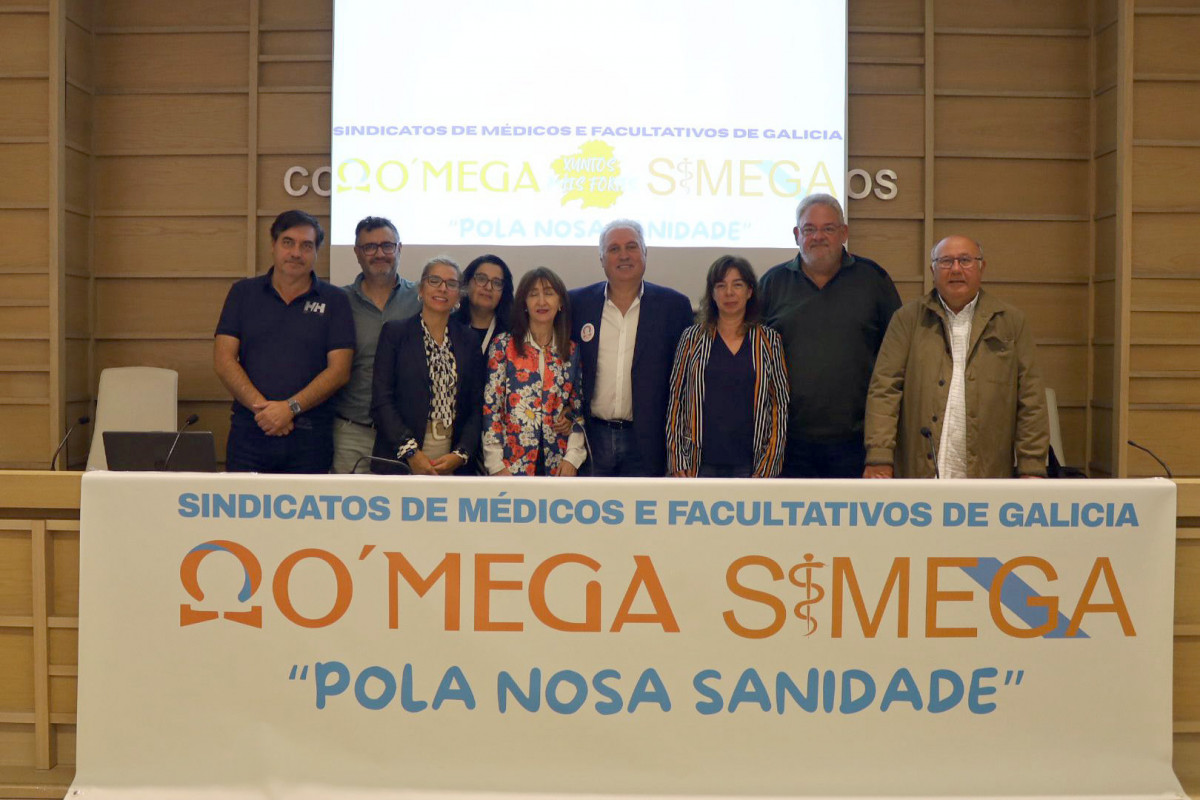 Representantes de O'MEGA y SIMEGA asistente a la Rueda de Prensa ofrecida hoy