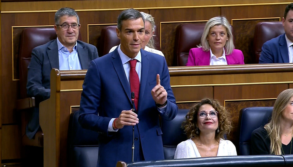 Pedro Sánchez en la sesión de control del Congreso