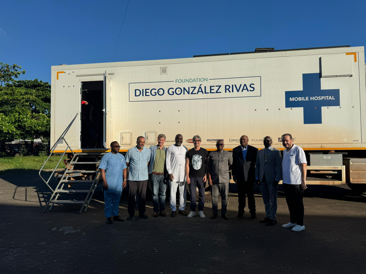 Camiu00f3n Mu00f3vil de la Fundaciou0301n Diego Fernu00e1ndez Rivas