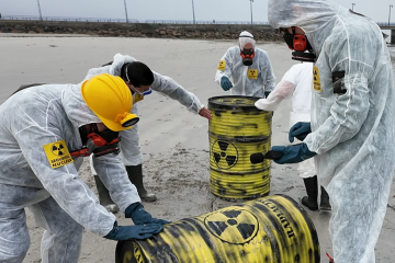 Bidóns radioactivos 10
