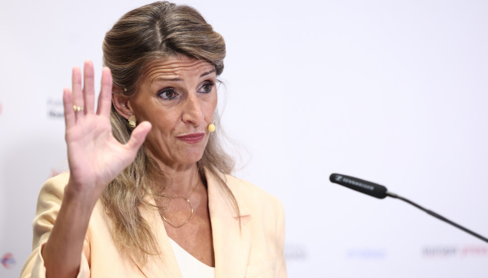 La vicepresidenta segunda del Gobierno y ministra de Trabajo y Economía Social, Yolanda Díaz, protagoniza un desayuno informativo de Europa Press en el NH Collection Eurobuilding, a 9 de octubre de