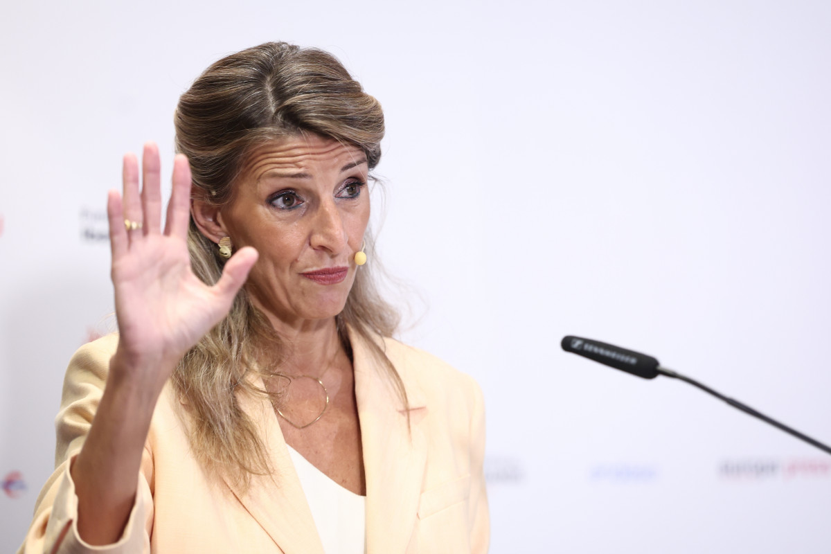 La vicepresidenta segunda del Gobierno y ministra de Trabajo y Economu00eda Social, Yolanda Du00edaz, protagoniza un desayuno informativo de Europa Press en el NH Collection Eurobuilding, a 9 de octubre de 2025