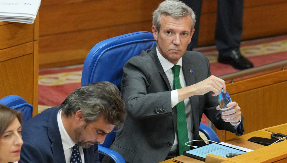 El presidente de la Xunta de Galicia, Alfonso Rueda, comparece en el Parlamento gallego.