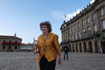 Archivo - La alcaldesa de Santiago, Goretti Sanmartín, a su llegada a la tradicional ofrenda al Apóstol, a 25 de julio de 2023, en Santiago de Compostela, A Coruña