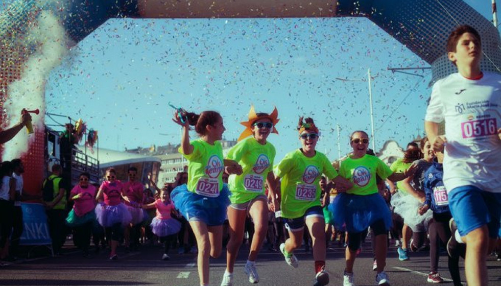 Una pasada ediciónd e la carrera solidaria de Enki en A Coruña