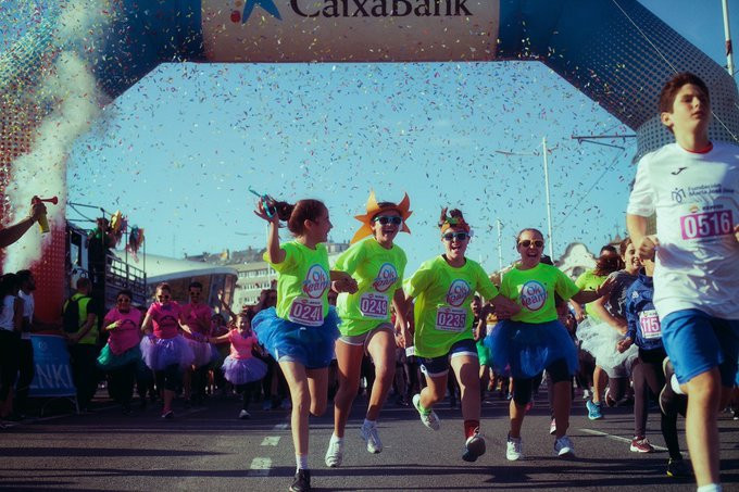 Una pasada ediciónd e la carrera solidaria de Enki en A Coruña