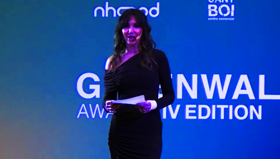 Paloma Lago presentando los Greenwalk Awards en septiembre en Barcelona
