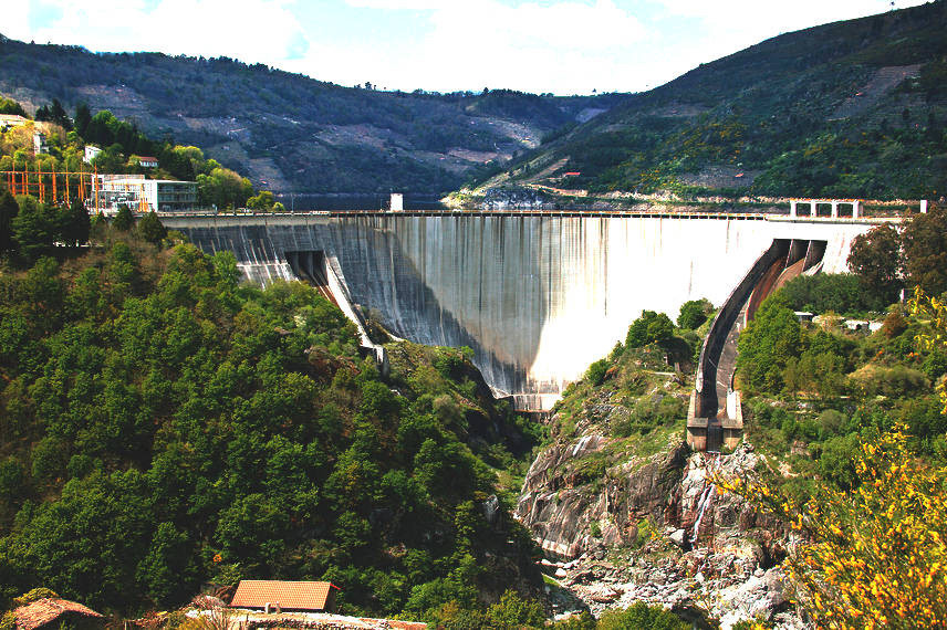 Centra hidroelectrica belesar lugo