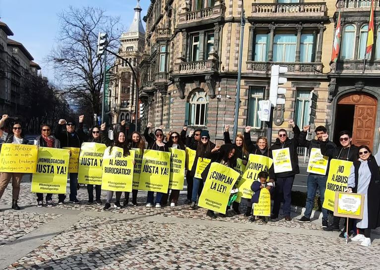 Una pasada protesta del colectivo Homologaciu00f3n Justa Ya