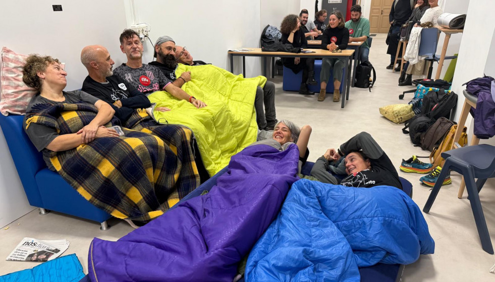 Profesores durmiendo en el IES Valle Inclán de Pontevedra