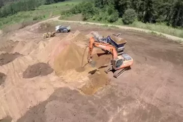 Explotación de cuarzo a cielo abierto por Erimsa en Galicia