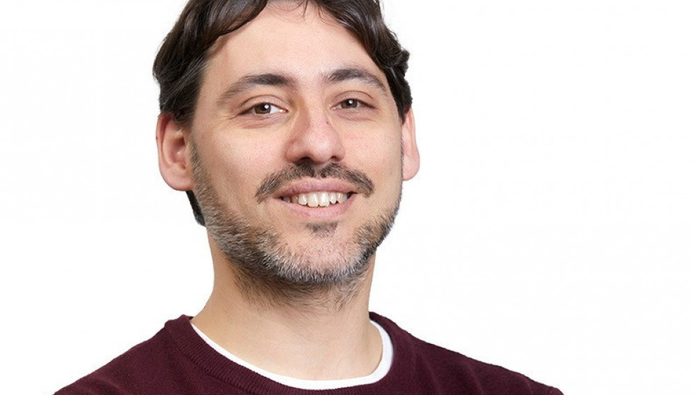 DOMÉNICO TINELLI IN RED GPESS