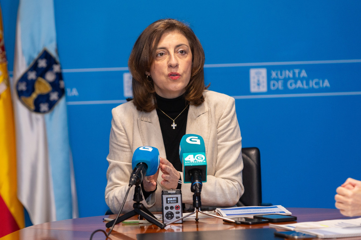 Archivo - La conselleira de Medio Ambiente e Cambio Climático, Ángeles Vázquez, en una rueda de prensa en la Consellería. Foto de archivo