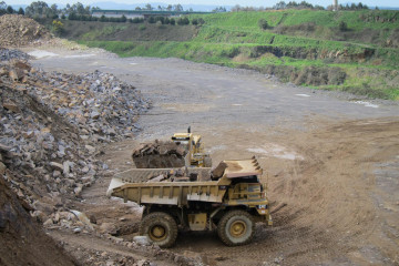 Archivo - Terrenos de la mina de Touro