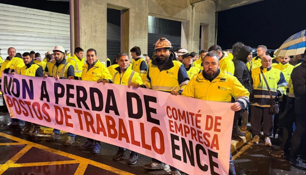 Piquete a la entrada de ENCE Pontevedra en una foto de CCOO Pontevedra