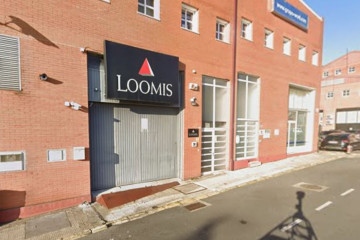 Sede de Loomis en un polígono de A Coruña